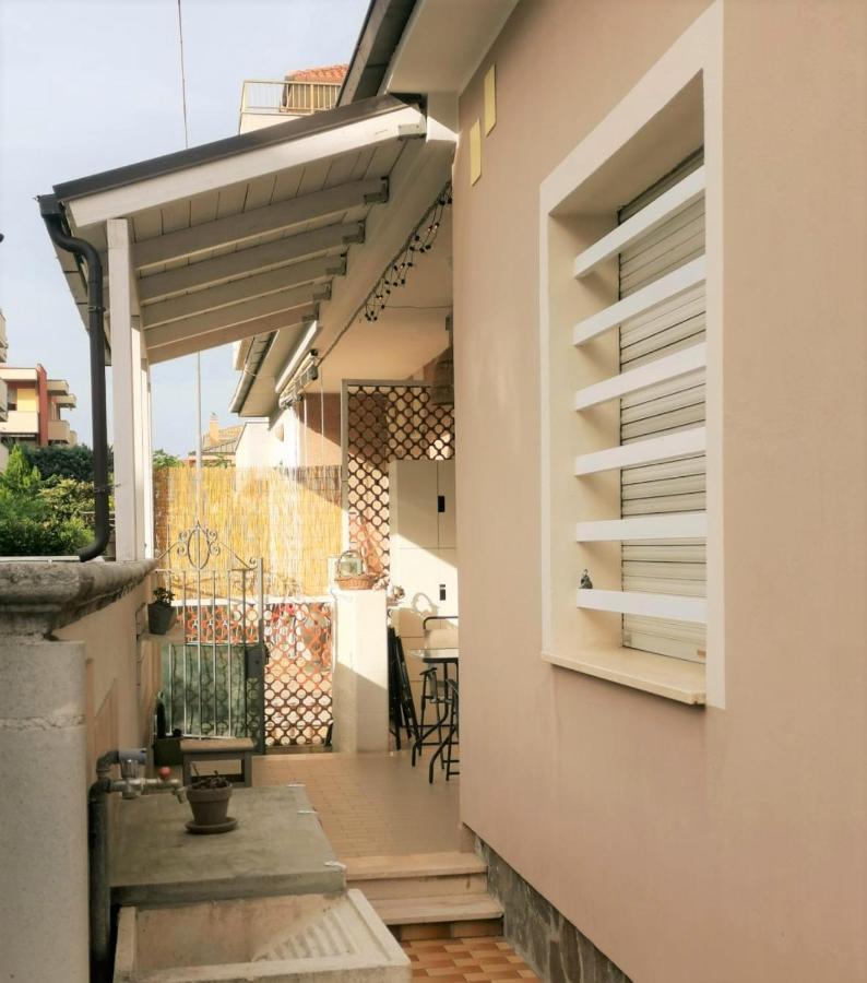 Montesilvano Marina Casa Giulia A 500 Mt Dal Mareヴィラ エクステリア 写真